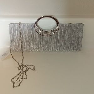 Silver clutch